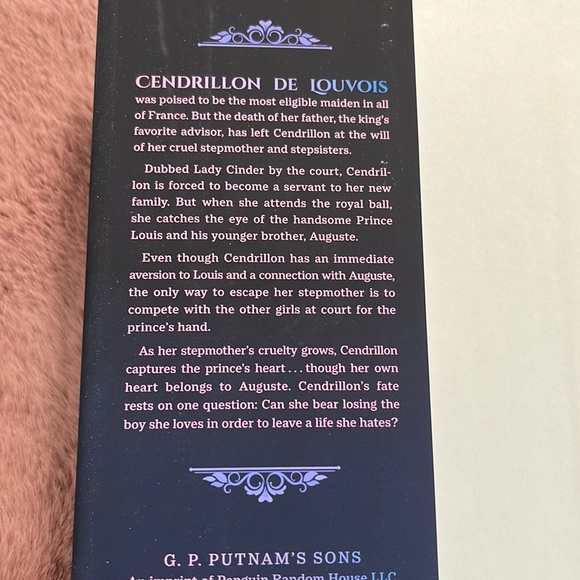 •HARDCOVER•✨CINDER & GLASS by MELISSA DE LA CRUZ ✨ - Picture 5 of 5